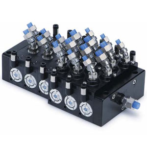 SMC VVMCC1-0404C4 VCC 系列 水·溶剂流体用阀(2·3通气控阀)集装式 标准品